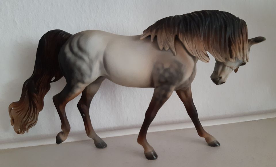 MODELLPFERD BREYER ARAB S MONIET dappl ROSE GRAY CM CLAUS LSQ in Oberursel (Taunus)