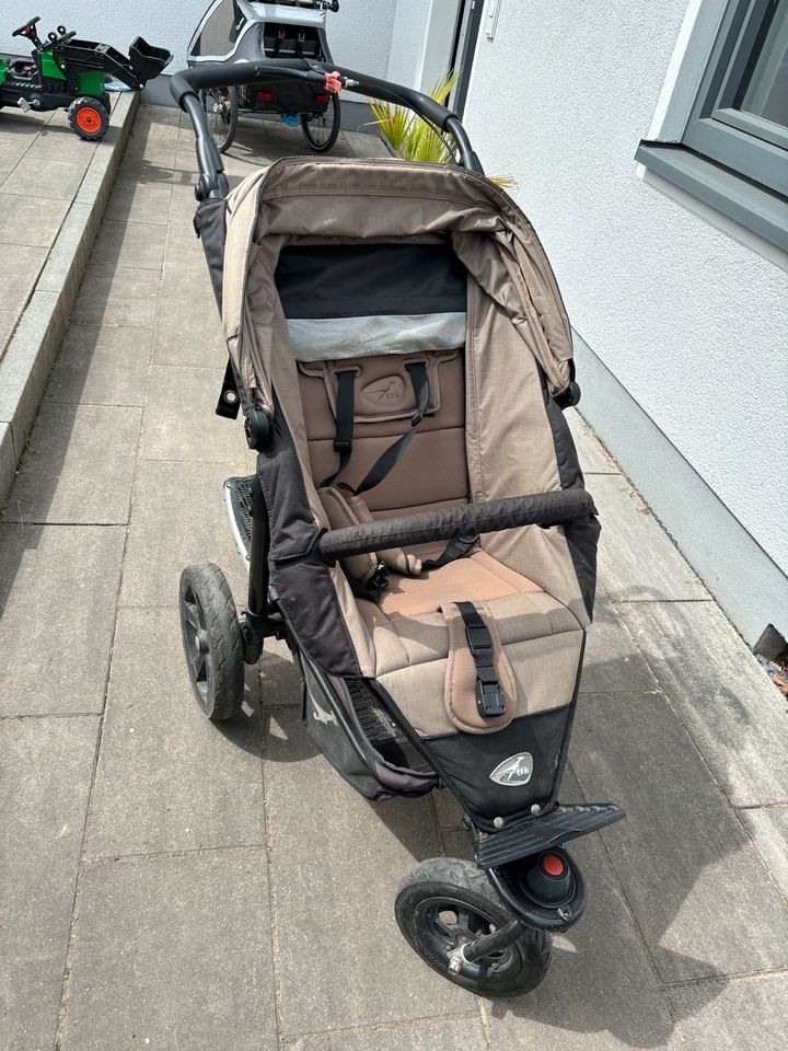 TFK Joggster mit Multi X Wanne und Multiboard in Olching