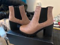 Stiefel Pink Schleswig-Holstein - Neumünster Vorschau