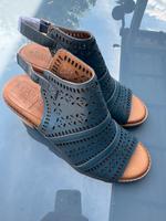 Sandalen, Lederschuhe mit Absatz Bayern - Illertissen Vorschau