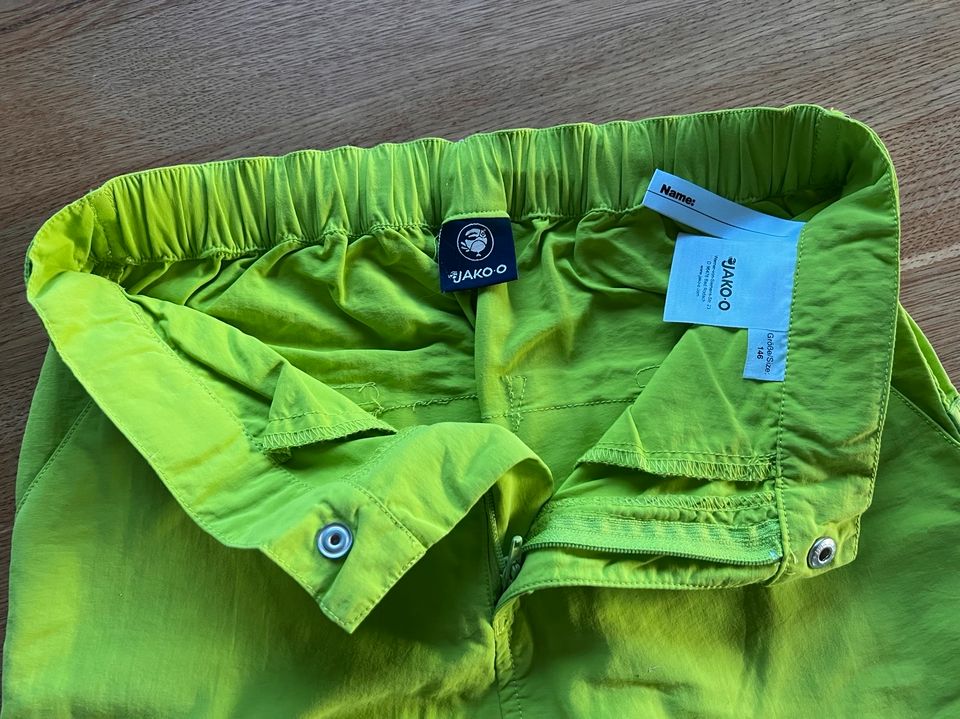 JAKO-O Outdoorhose Gr.146 kurz grün *leichte Wanderhose* in Königsbrunn