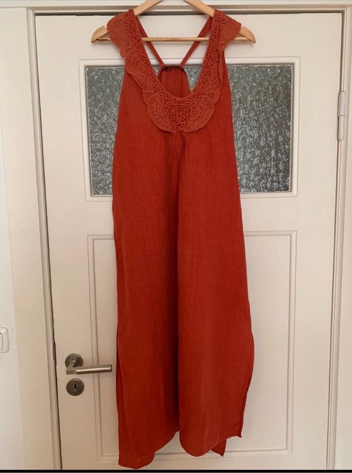 Zara Leinenkleid rot/rost L in Stade