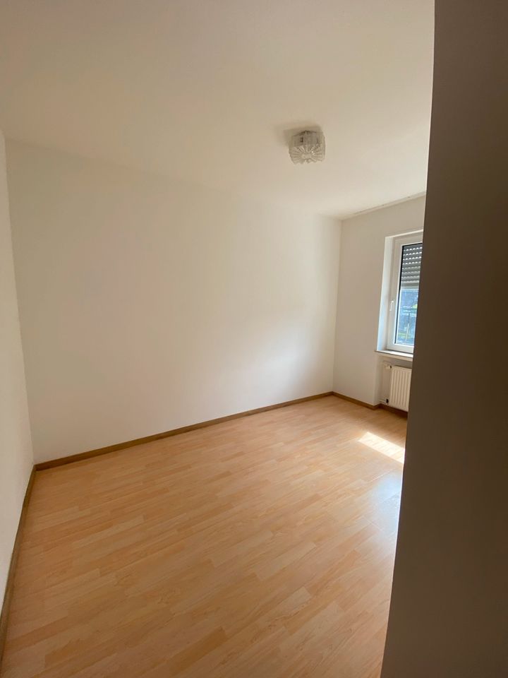 Großzügige 120 qm Wohnung in Neuerburg zu vermieten in Neuerburg Eifel
