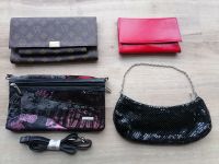 Handtasche Clutch rot schwarz braun VR NEU Baden-Württemberg - Westhausen Vorschau