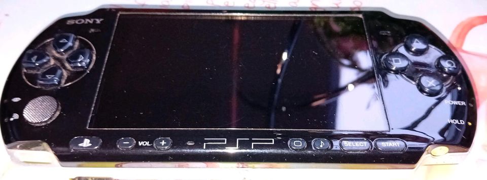 PSP zwei Geräte defekt in Düsseldorf
