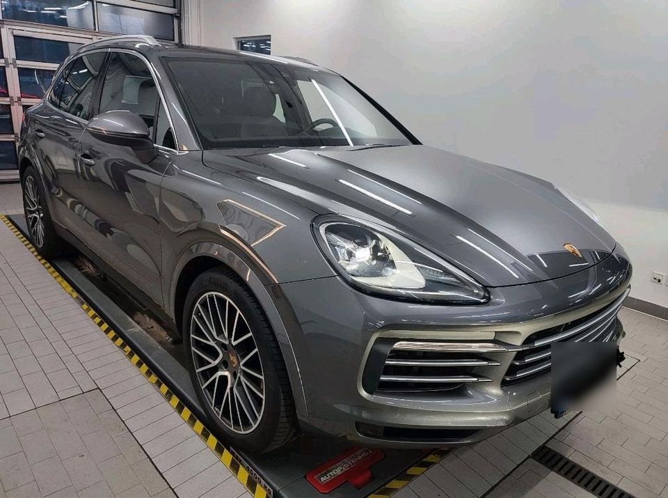 Porsche Cayenne ( original Approved Garantie bis 11.12.2024 ) in Jüchen