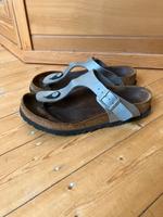 Birkenstock Gizeh in Silber Gr. 36 normale Weite Nordrhein-Westfalen - Burbach Vorschau