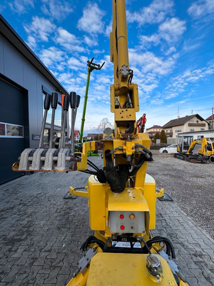 Raupenarbeitsbühne Teupen LEO 18GT 18m Bühne in Kammeltal