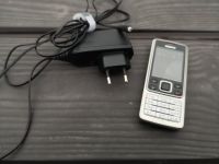 Nokia 6300 Type RM-217 schwarz / silber mit Netzteil ohne Simlock Berlin - Pankow Vorschau