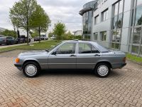 Mercedes-Benz W201 190D 2.5 *H-Zulassung*Automatik*Schiebedach* Duisburg - Rheinhausen Vorschau