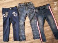 3 Mädchen Jeans Gr. 98 schmal Nordrhein-Westfalen - Werne Vorschau