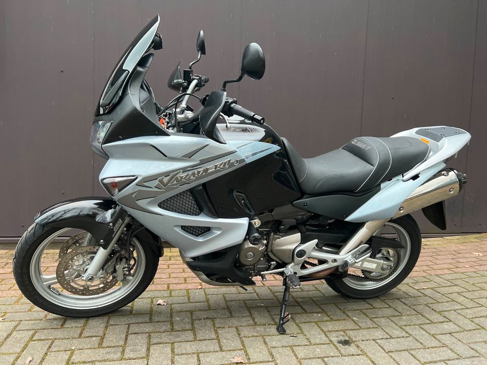 Honda VARADERO XL1000VA  Top Zustand Monatl. ab 89€ in Verden