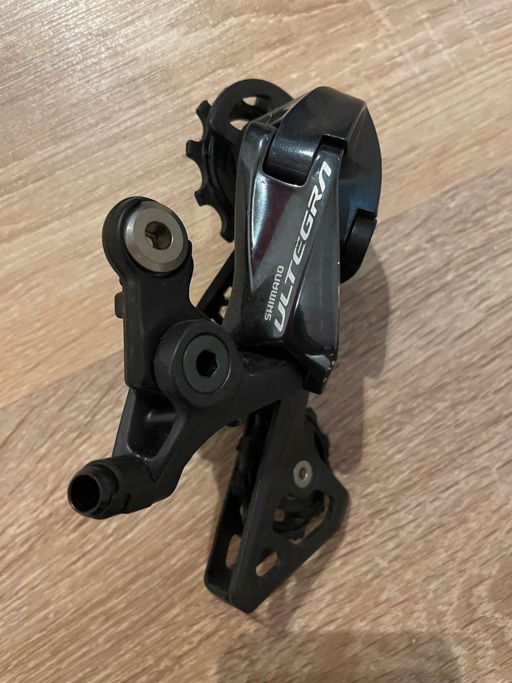 Shimano Ultegra R8020 Scheibenbremse 11 fach in Neuried Kr München