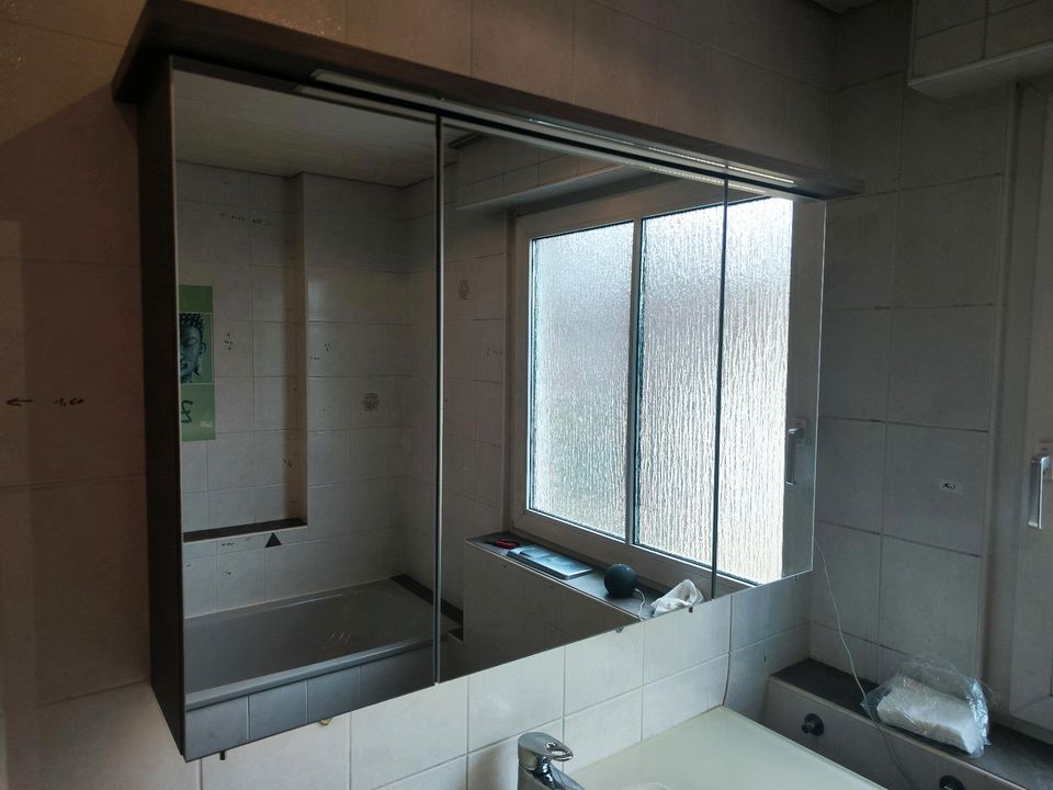 Spiegelschrank Badezimmerschrank Spiegel in Bottrop