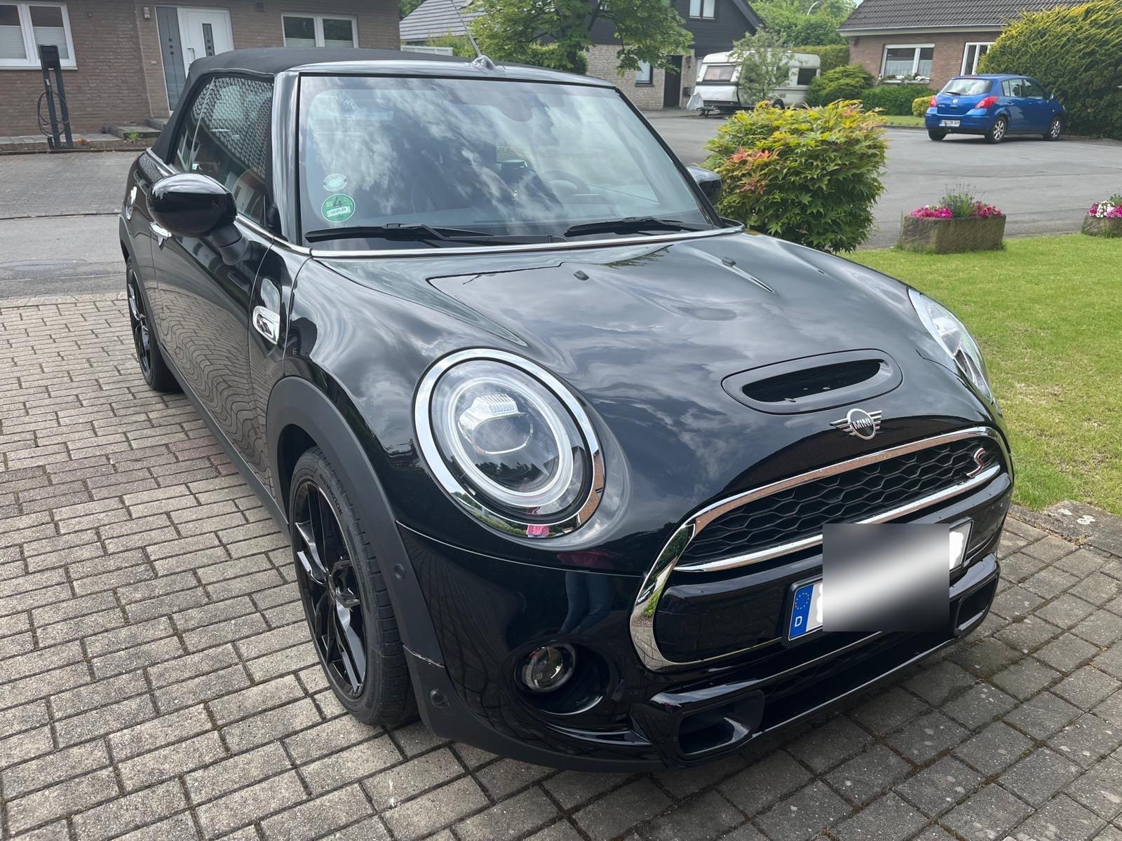 Abbildung des Autos Mini Cabrio Cooper S  Au…