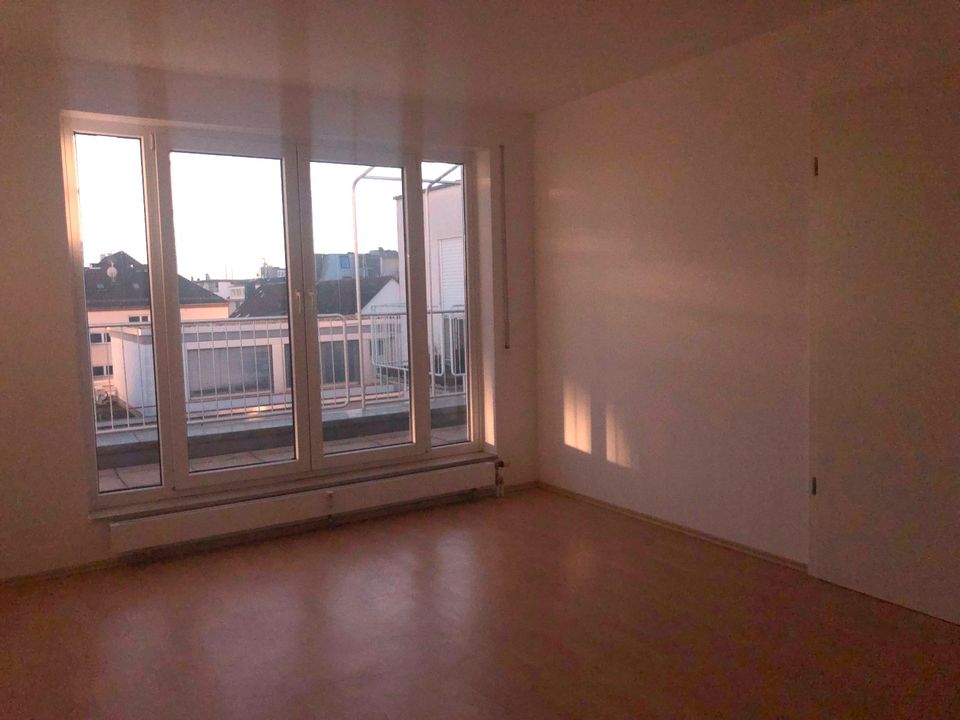 2,5-Zimmer-Wohnung mit Terrasse m Zentrum von Darmstadt in Darmstadt