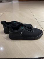 Schwarze Sneaker Gr 43 neu Niedersachsen - Langenhagen Vorschau