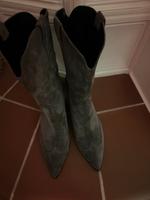 Kennen & Schmenger Stiefeletten gr. 40 grau neu Rheinland-Pfalz - Burgbrohl Vorschau
