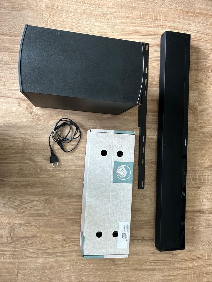 Bose CineMate Soundbar + Bass - Model 328040 in Willstätt