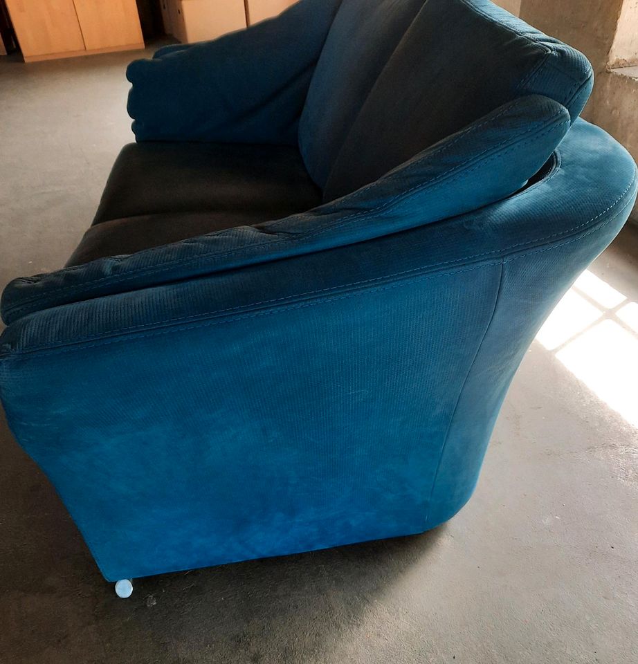 Couch 2-Sitzer blau Leder in Euskirchen