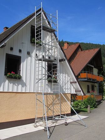 Fahrgerüst Rollgerüst Gerüstverleih Gerüstvermietung in Hornberg