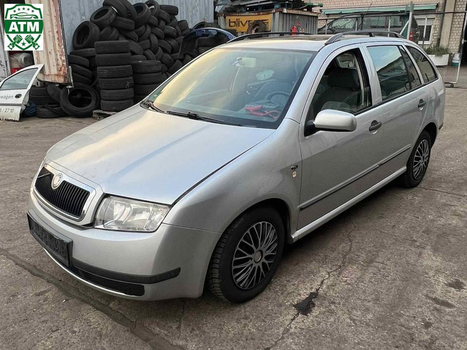 Schlachtfest Skoda Fabia 6Y5 Combi 1.4 16V 55 kW EZ 26.03.2001 in Wesseling