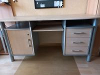 Schreibtisch in Holzoptik Ahorn, Silber grau  Br: 155 cm  T: 65 c Baden-Württemberg - Sindelfingen Vorschau