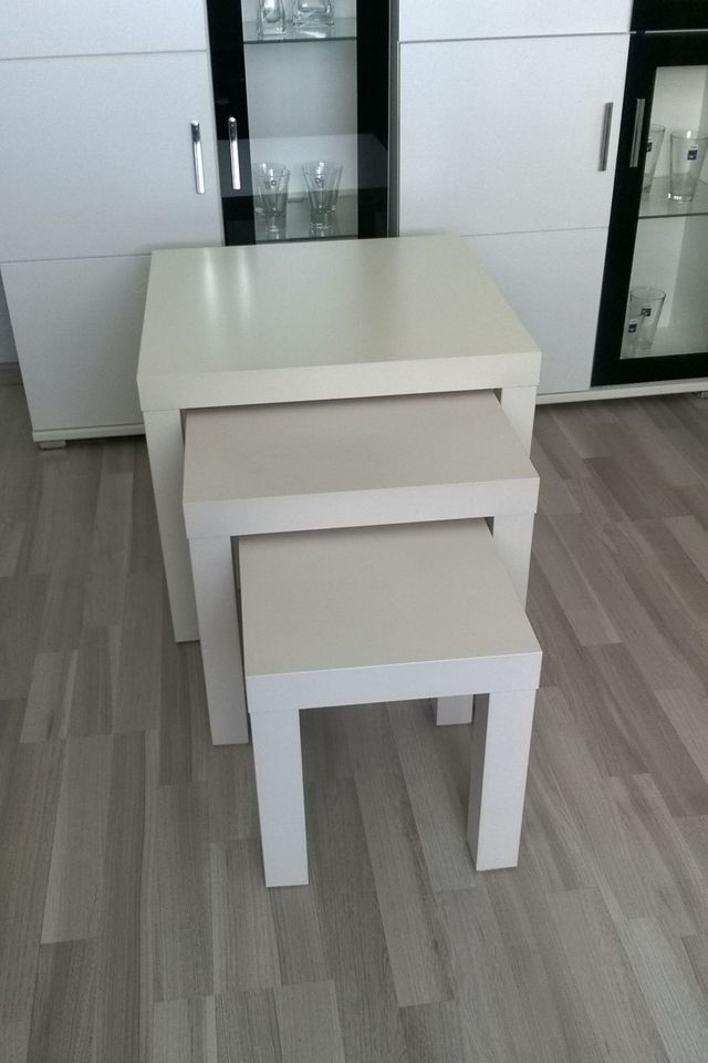 Beistelltisch Tisch Hocker 3tlg. weiß creme Ikea Lack u.a. in Berlin