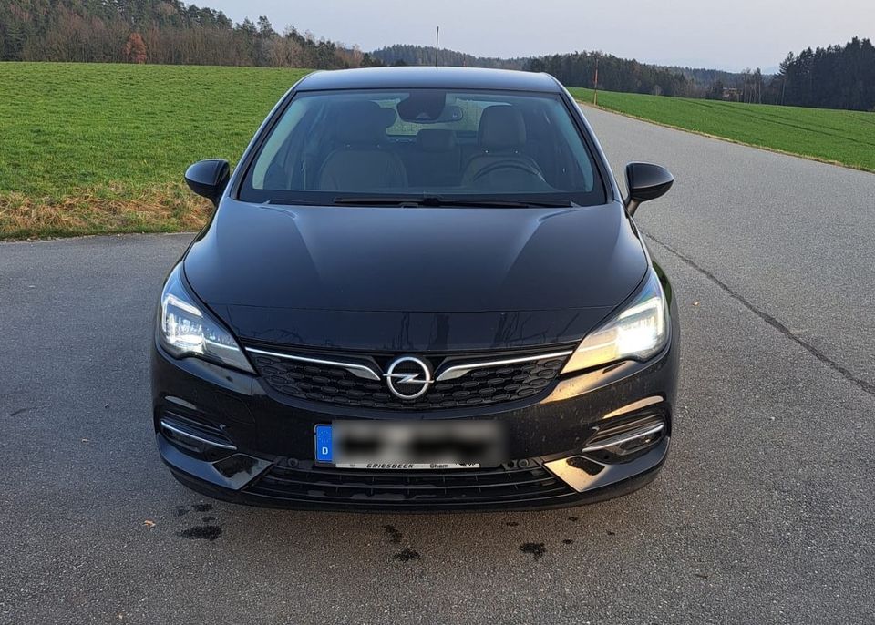 Opel Astra in Pemfling