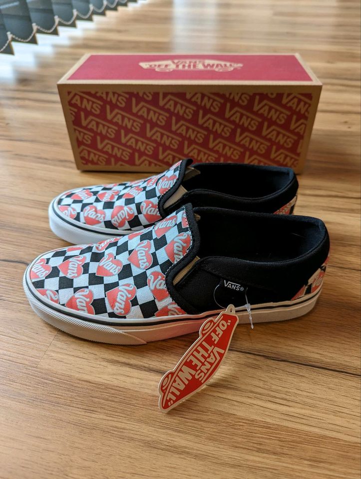 NEU mit Etikett, Vans Heart Sonderedition Slip-ons Damen Skate in Weng