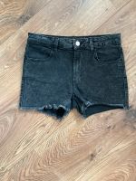 152 kurze Hose Sommerhose Jeans Nordrhein-Westfalen - Höxter Vorschau