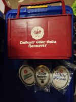Alter Bierträger und 3 Zapfhahnschilder von Gilde Bräu Hannover Nordrhein-Westfalen - Herzebrock-Clarholz Vorschau