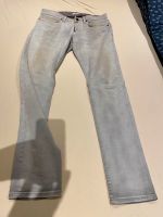 S.Oliver Jeans Hose grau Größe 31/34 Nordrhein-Westfalen - Siegen Vorschau