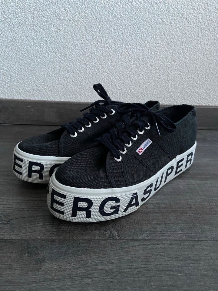 Superga Plateau Sneaker Canvas Gr. 40 schwarz weiß Stoff in Hamm