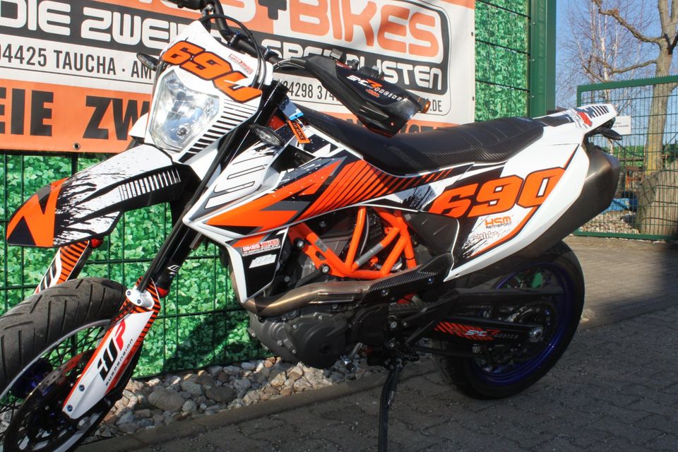 KTM 690 SMCR mit GARANTIE in Taucha