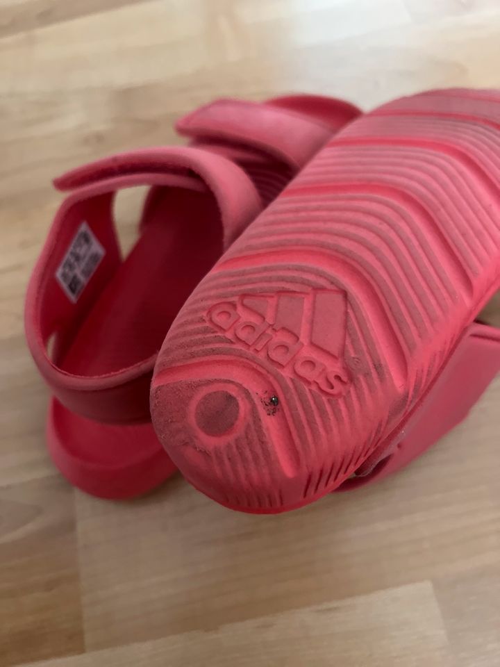 Schwimmschuhe Altaswim Adidas Rot Pink Aquaschuhe 30 in Ginsheim-Gustavsburg