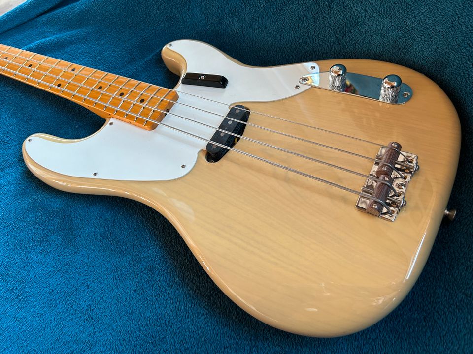 Fender American Vintage II 54 Precision E-Bass wie neu in Bonn