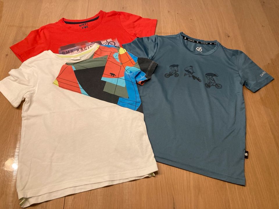 T-Shirts Set Gr.128 in Nabburg