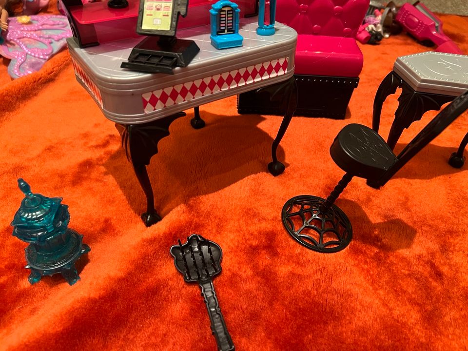 Barbie Monster High Draculaura „Küche“ in Gelsenkirchen