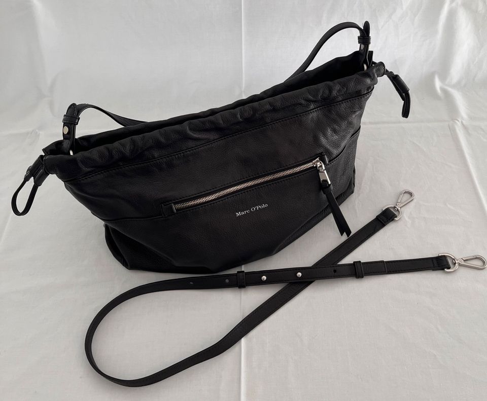 MARC O'POLO Shoulder Bag schwarz in Wallerstein