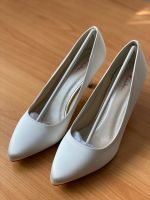 NEU Rainbow Brautschuhe „Lottie“, Gr. 5,5, ivory, ungetragen Bayern - Neu Ulm Vorschau