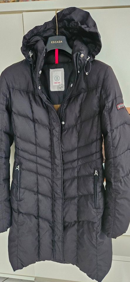 Bogner Fire+Ice Daunen Mantel Parka Damen Gr. 36 (S) schwarz Daun in Stuttgart