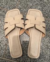 Bequeme Damen-Schlappen / Sommerschuhe Hessen - Hadamar Vorschau