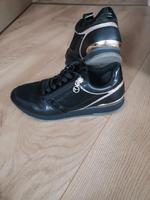 Tamaris Sneaker Schwarz /Gold Bayern - Johanniskirchen Vorschau