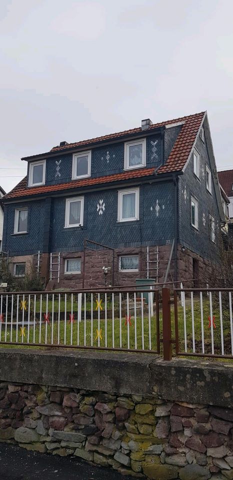 Charmantes Einfamilienhaus mit Renovierungspotenzial in Steinbach-Hallenberg (Thüringer W)