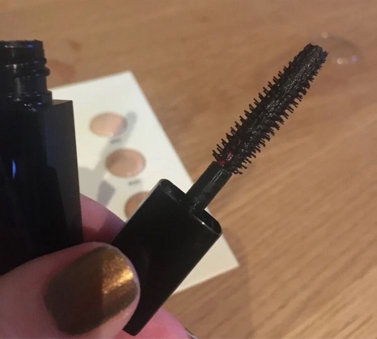 Chanel Proben Mascara und Foundation in Heusweiler