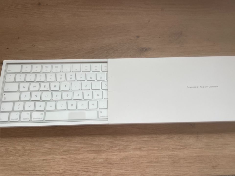 Apple  Keyboard in Düsseldorf
