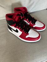 Nike AIR JORDAN 1 HIGH W SATIN SNAKE rot schwarz weiß 39 40 NEU Nordrhein-Westfalen - Meerbusch Vorschau