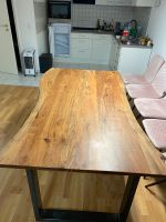 Mangoholztisch mit 6 Stühlen, sehr schick Hessen - Dietzenbach Vorschau