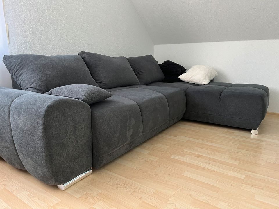 Schlafsofa mit Bettkasten in Weil der Stadt